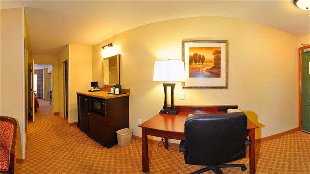 Comfort Inn & Suites Дотан Екстериор снимка